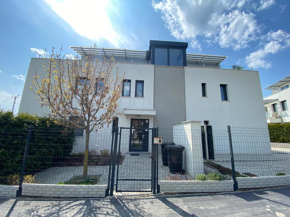 Vaszary Secret Nest Apartment Balatonfured Exterior photo